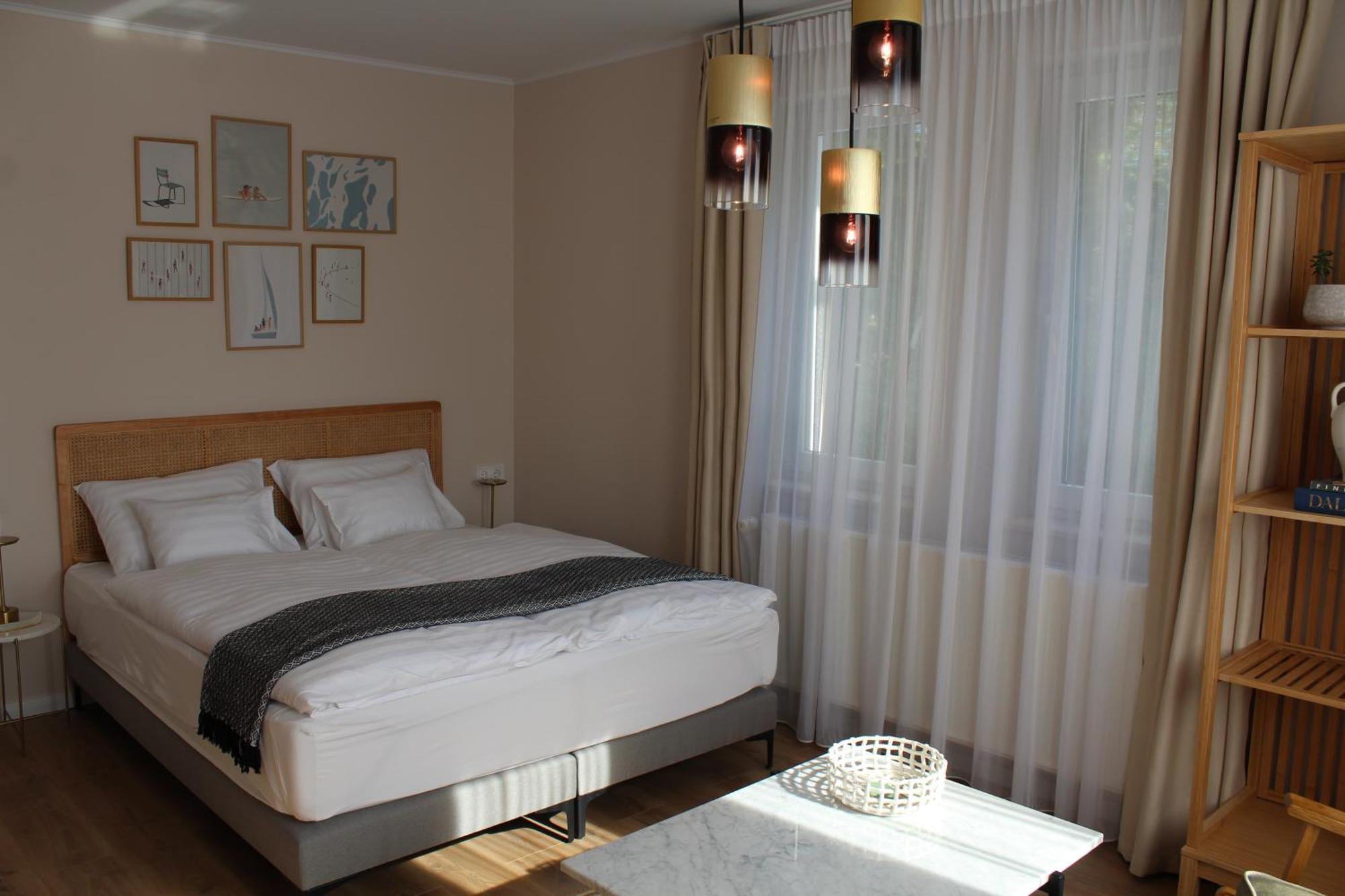 The Secret Garden - Keszthely Bed & Breakfast Екстериор снимка