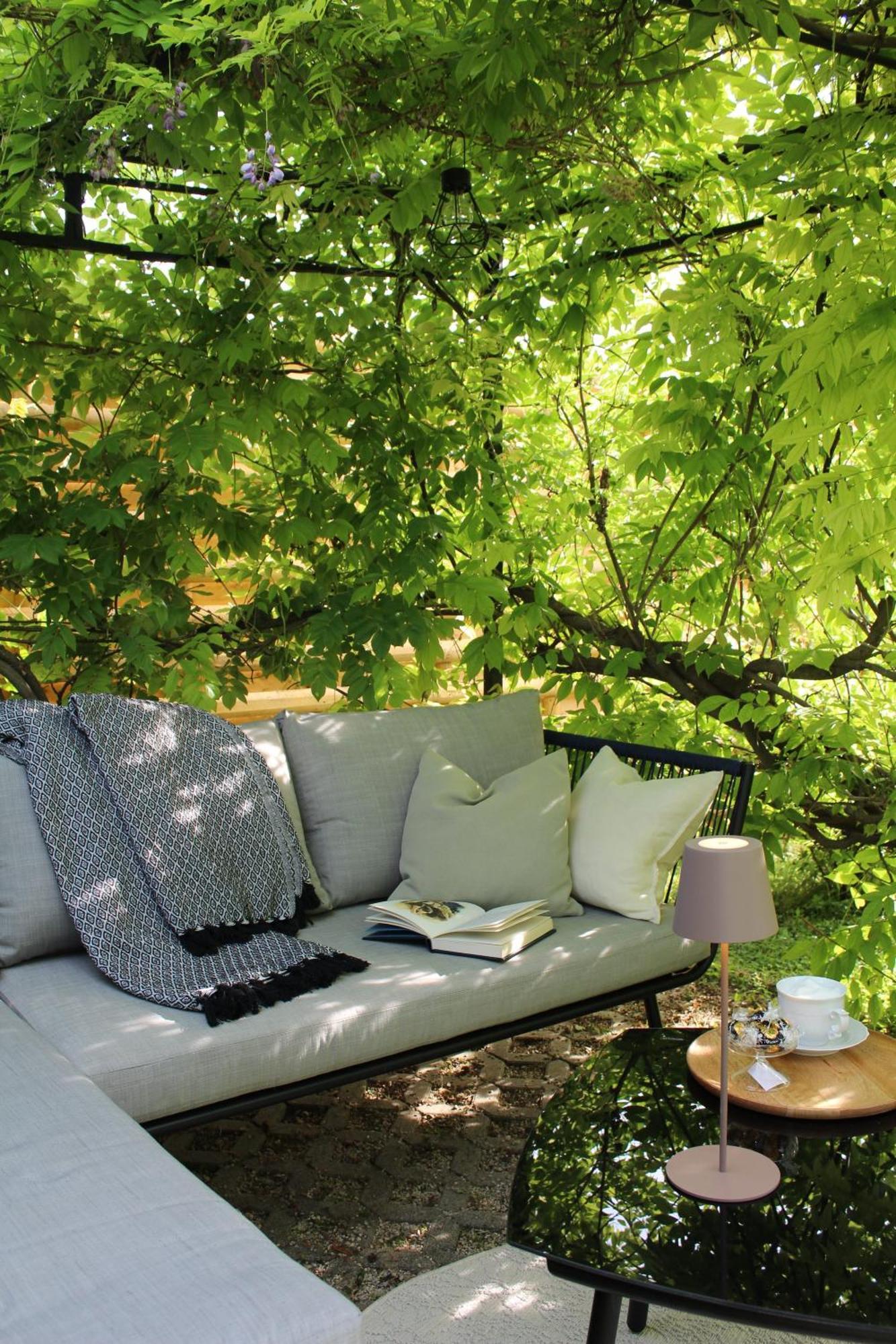 The Secret Garden - Keszthely Bed & Breakfast Екстериор снимка